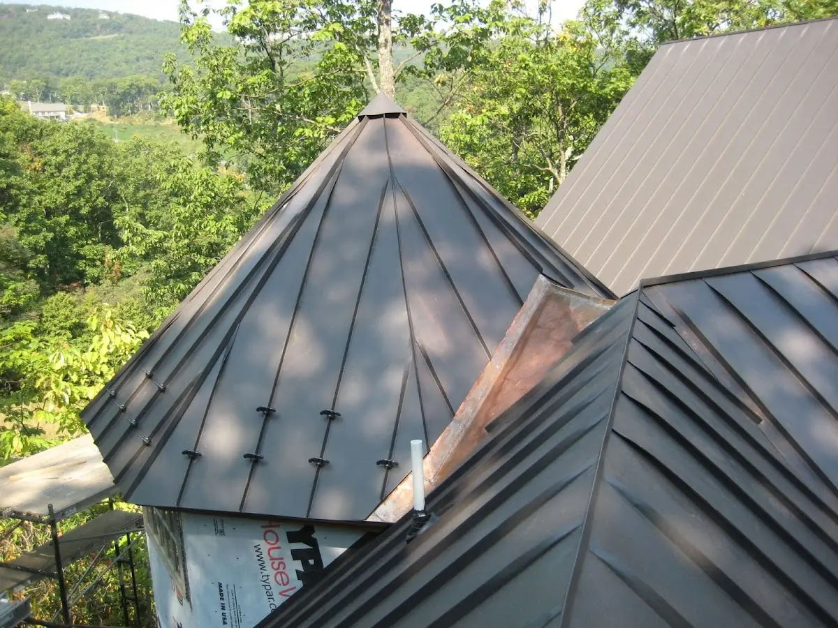 Professional Roof Tarp Installation by Craftsman Roofing in Loop